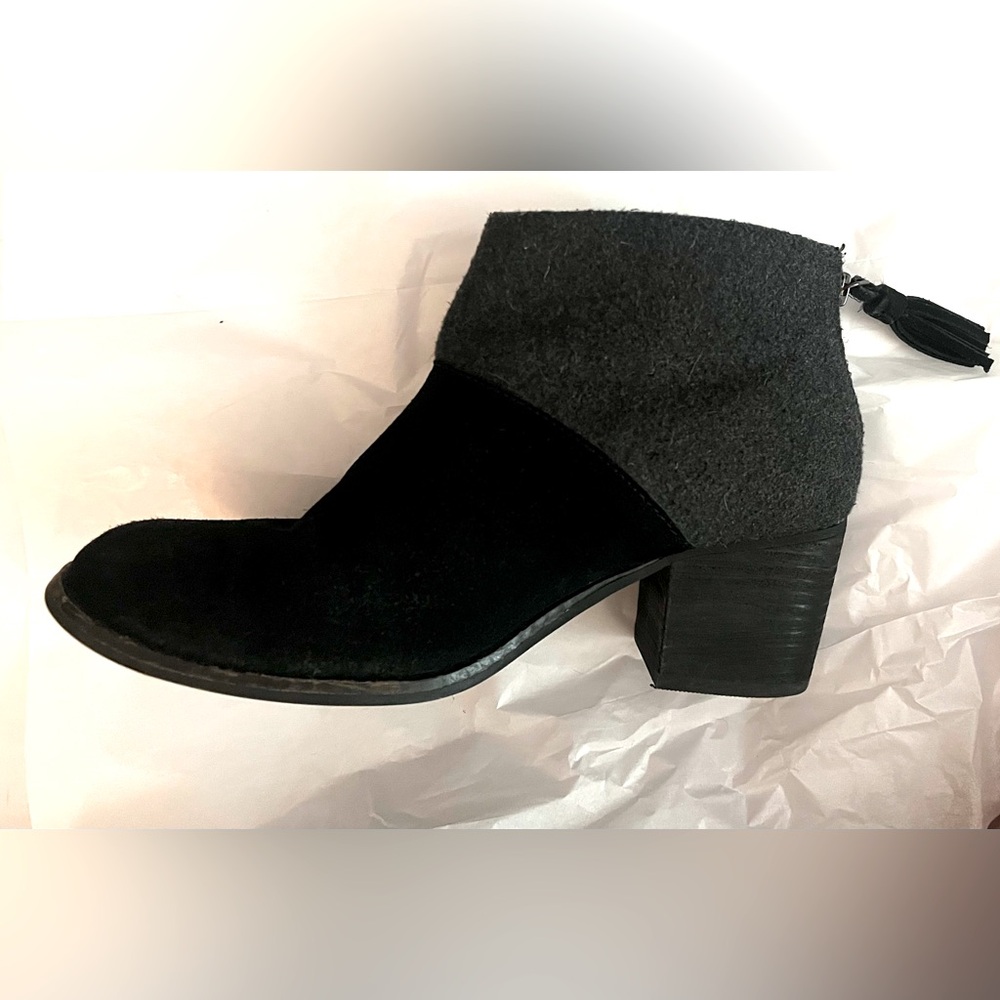 Toms Black and Gray Ankle Booties